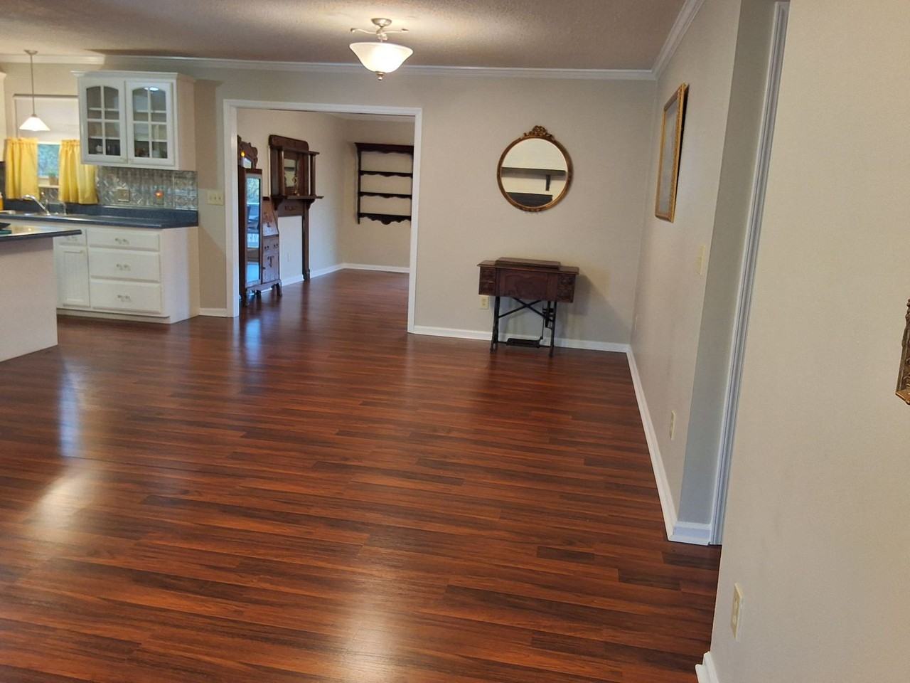14989 Martel Rd - Photo 4 of 8