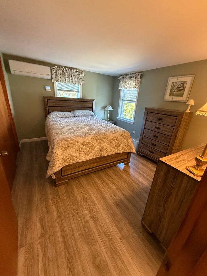 358 Old Wharf Rd - Photo 2 of 6