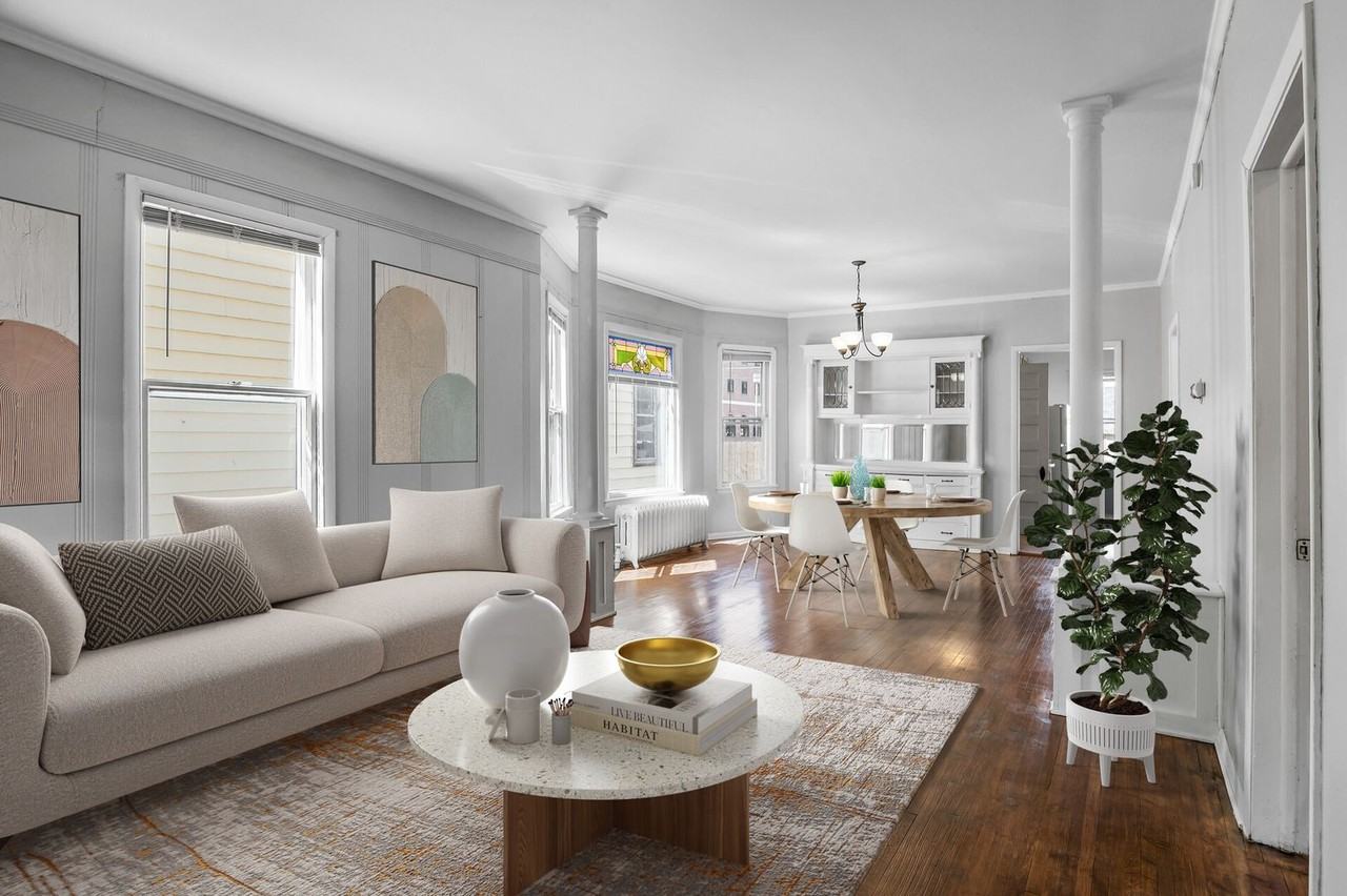 1326 Monroe St Ne - Photo 2 of 23