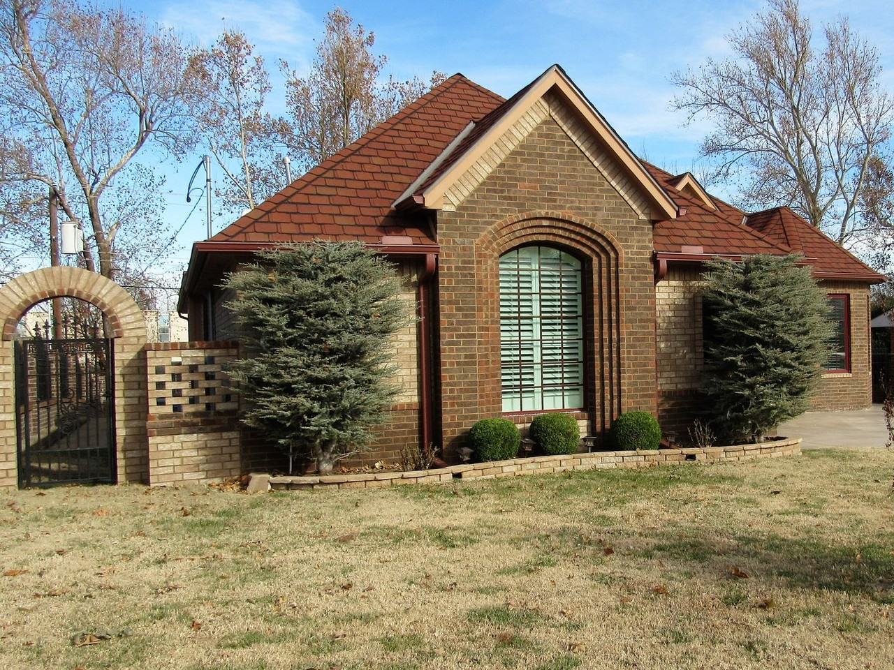 7709 Nw 21st St - Photo 3 of 33