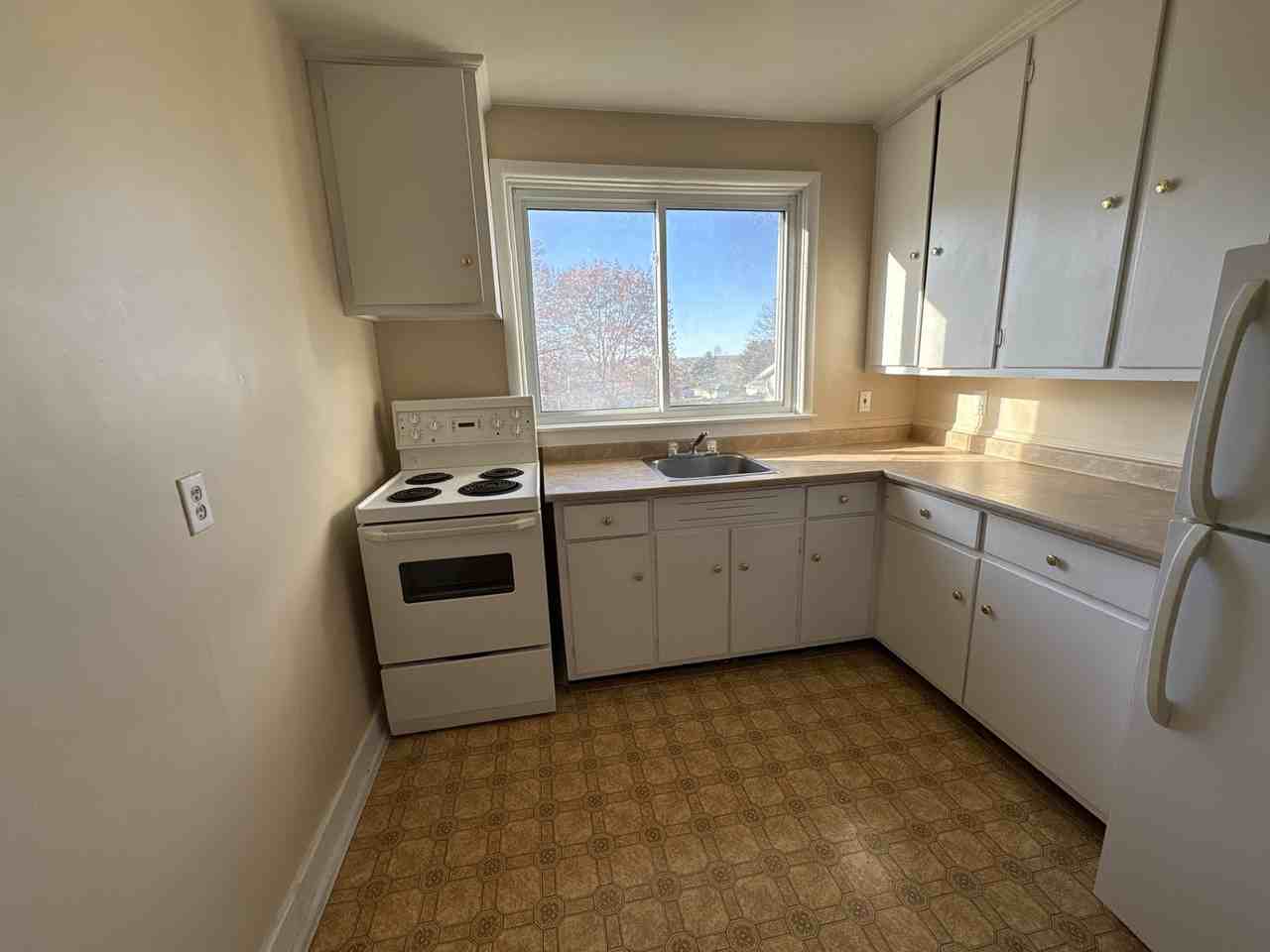 445 Covert Street #6 - Photo 3 of 7