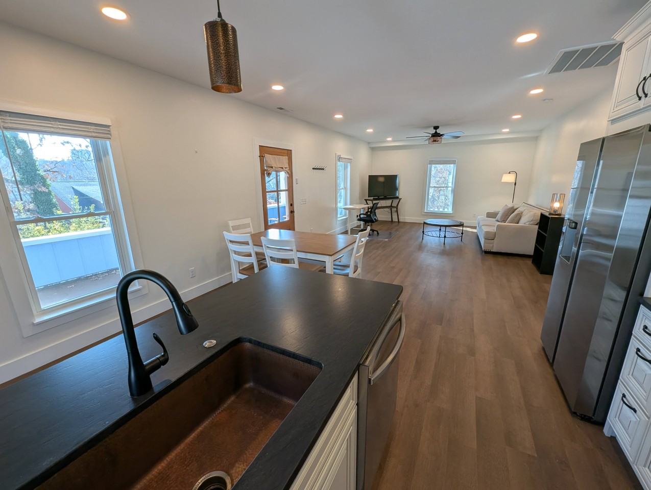 24 Woodrow Ave #NA - Photo 2 of 34