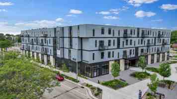 featured image of 1060 Centerpoint Drive