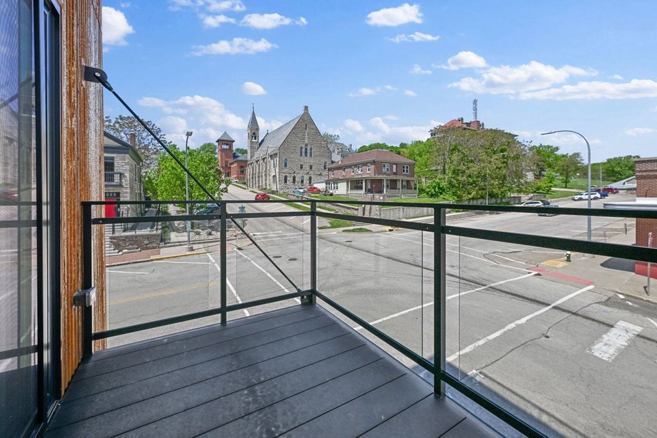 Urbane424 Apartments - Photo 6 of 45