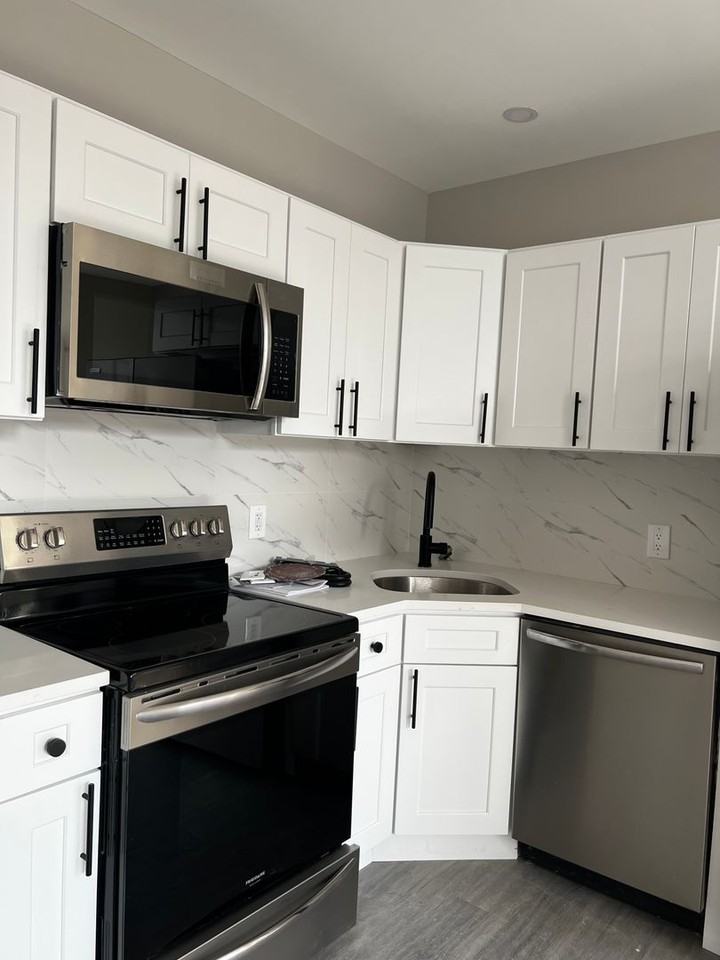 Lofts @ Spruce - Photo 4 of 13