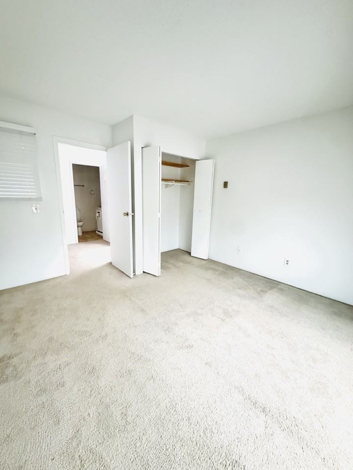 1990 West 6th Avenue - Photo 6 of 11