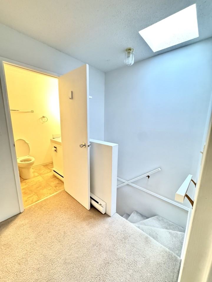 1990 West 6th Avenue - Photo 7 of 11