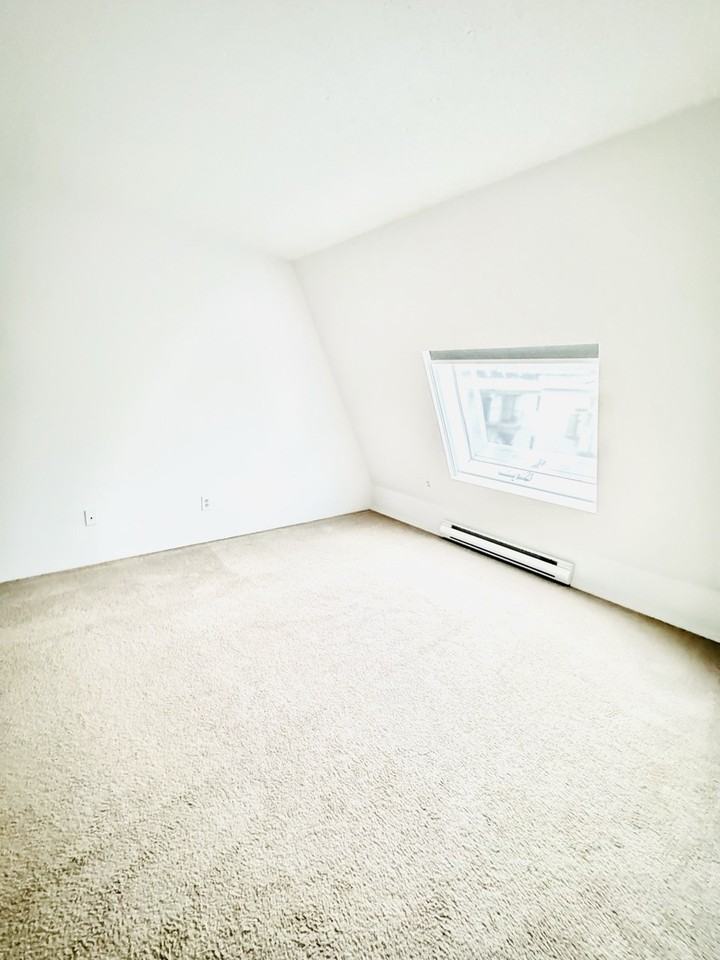 1990 West 6th Avenue - Photo 5 of 11