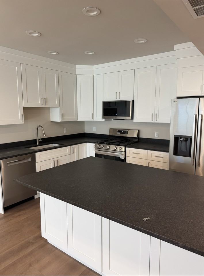 2436 S Orchard Cir - Photo 2 of 20