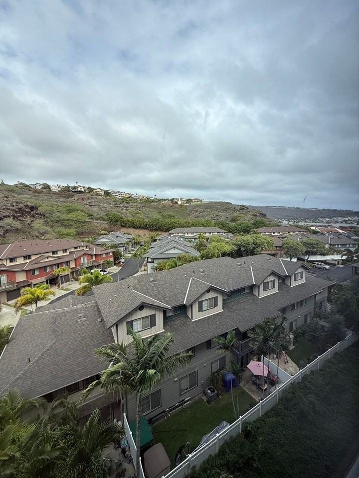 HALE MANU - Photo 4 of 29