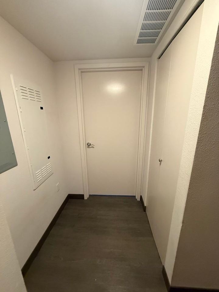 HALE MANU - Photo 7 of 29