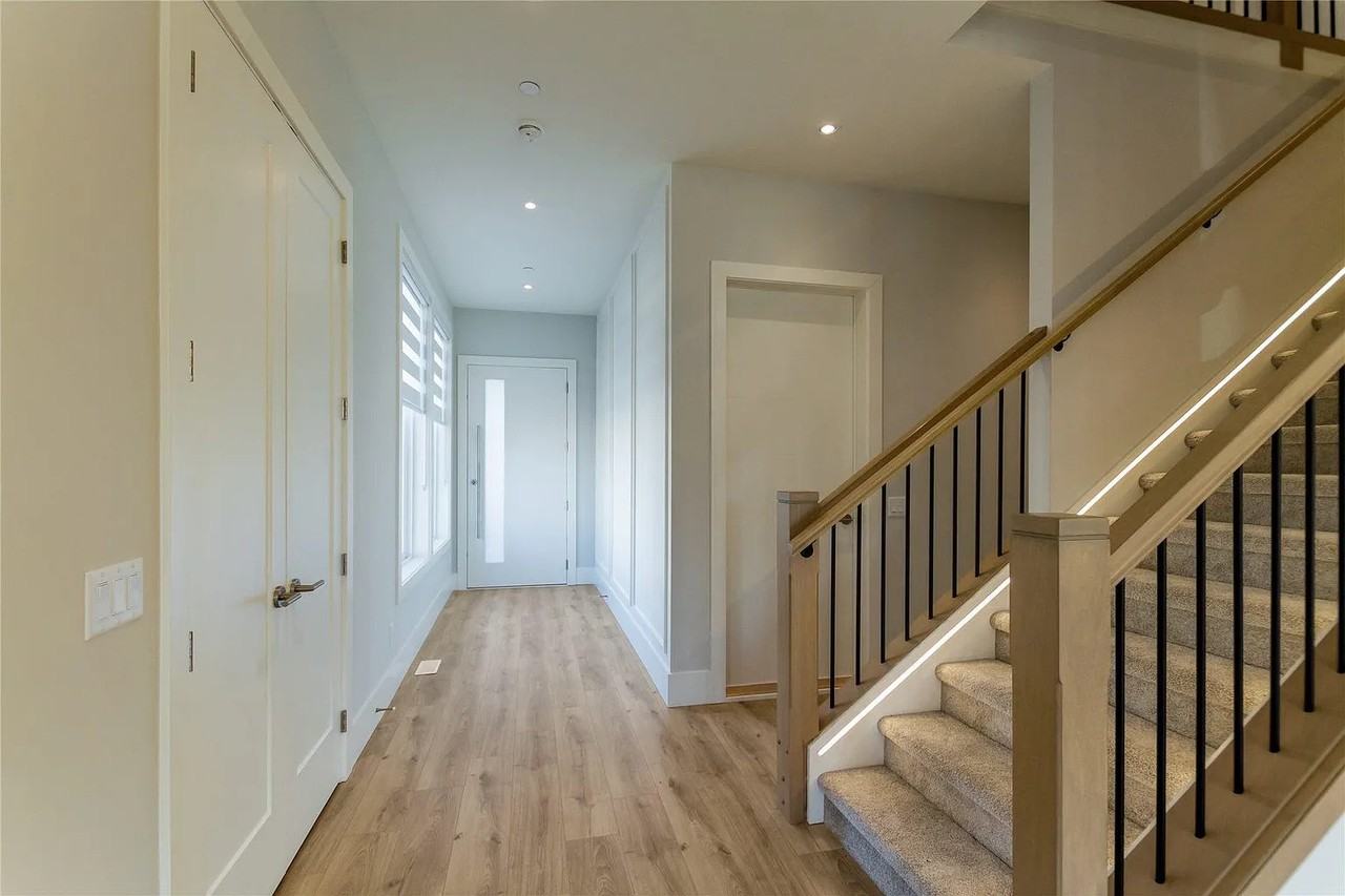 10897 Morrisette Pl - Photo 3 of 18