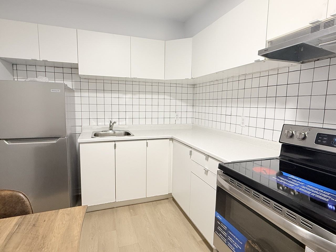 1989 Wyandotte Street West #202