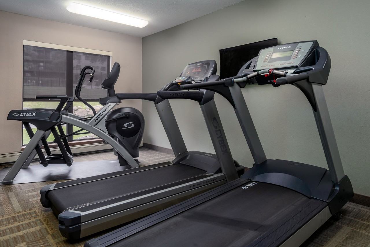 Hummingbird Cove Apartments - Photo 7 of 13