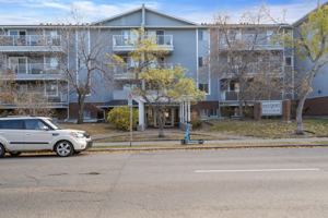 featured image of 102 Calgary Street #1