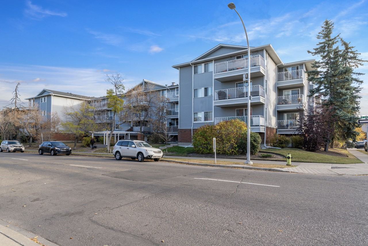 102 102 #1 - Photo 2 of 27