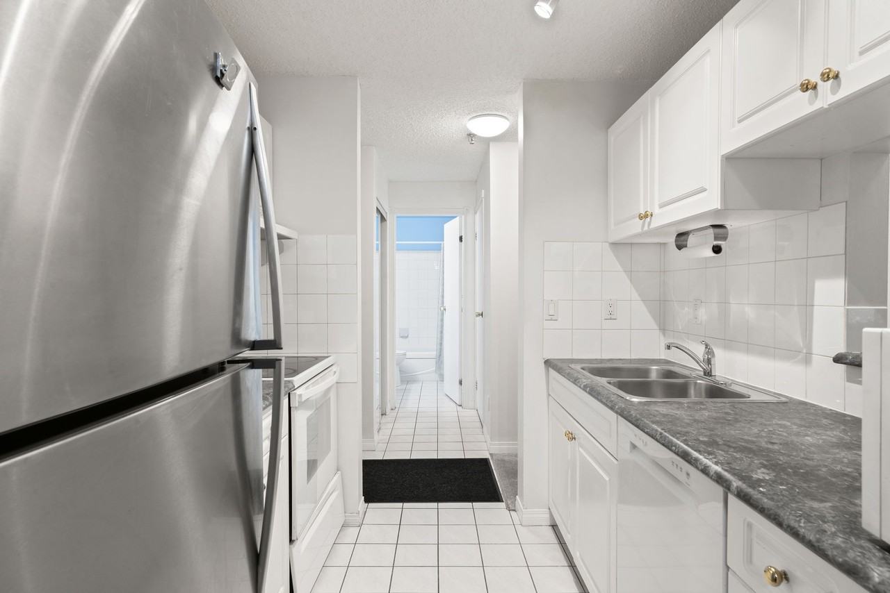 102 102 #1 - Photo 4 of 27