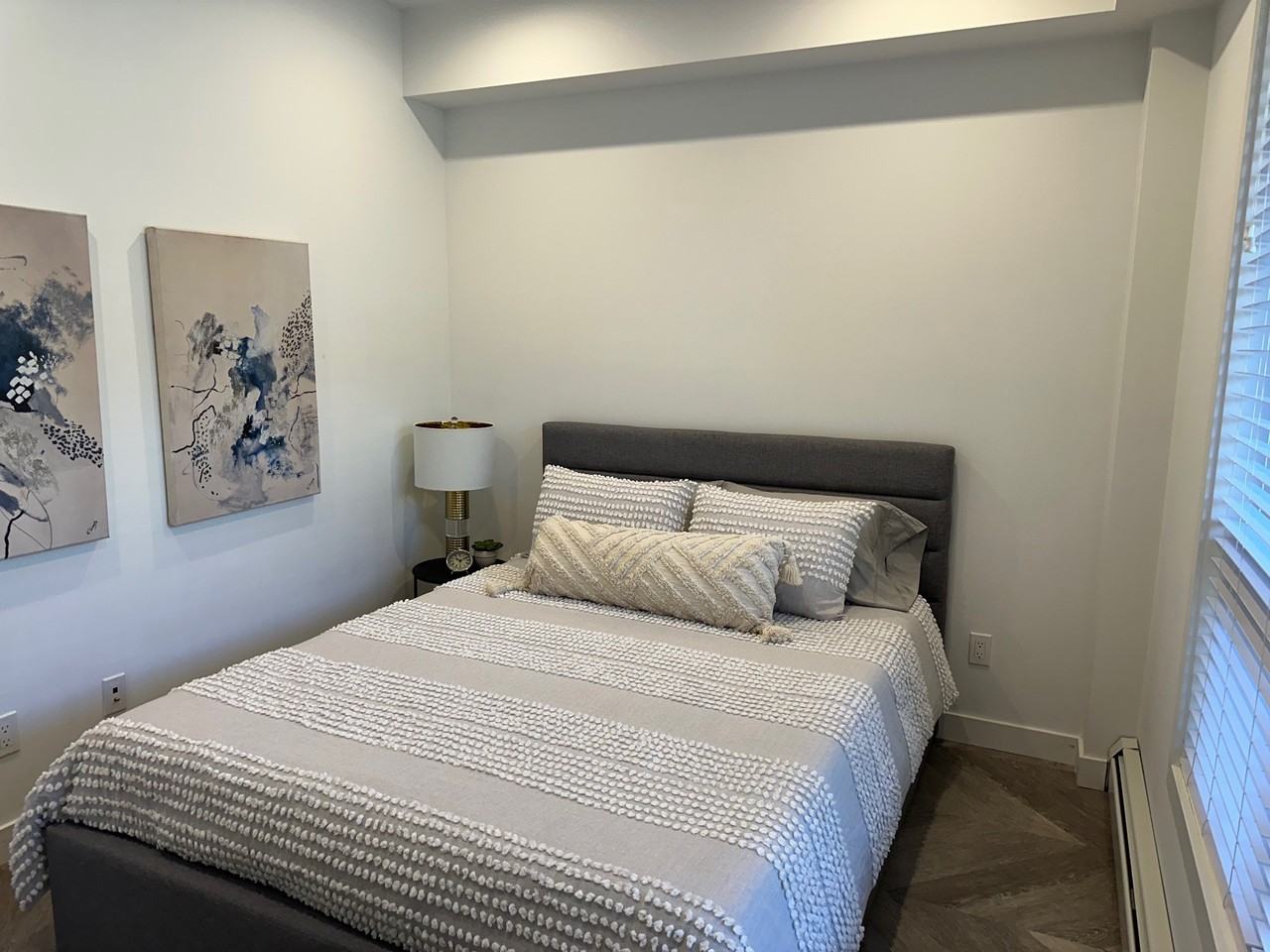 111 111 #1 - Photo 7 of 11