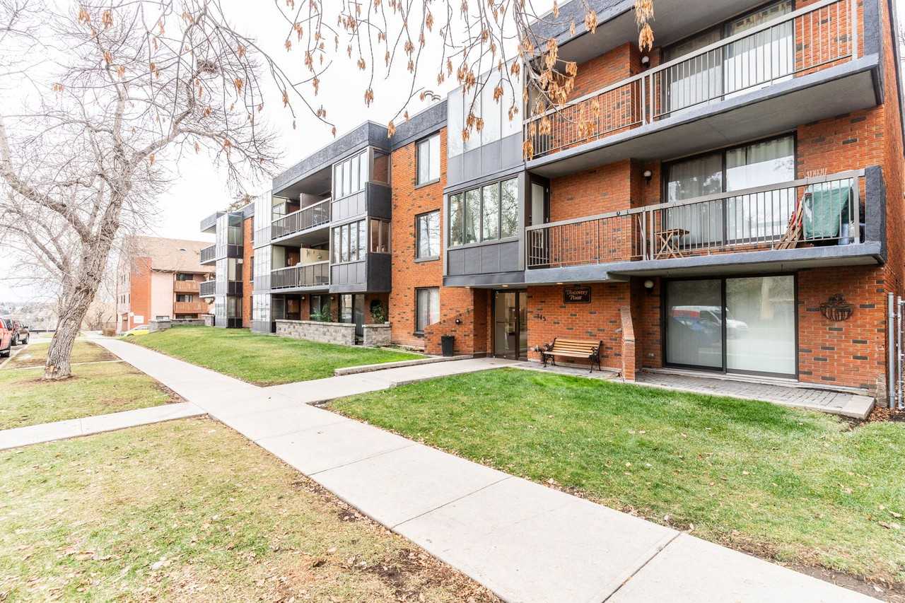 345 105-345 4 Ave Ne - Photo 2 of 32