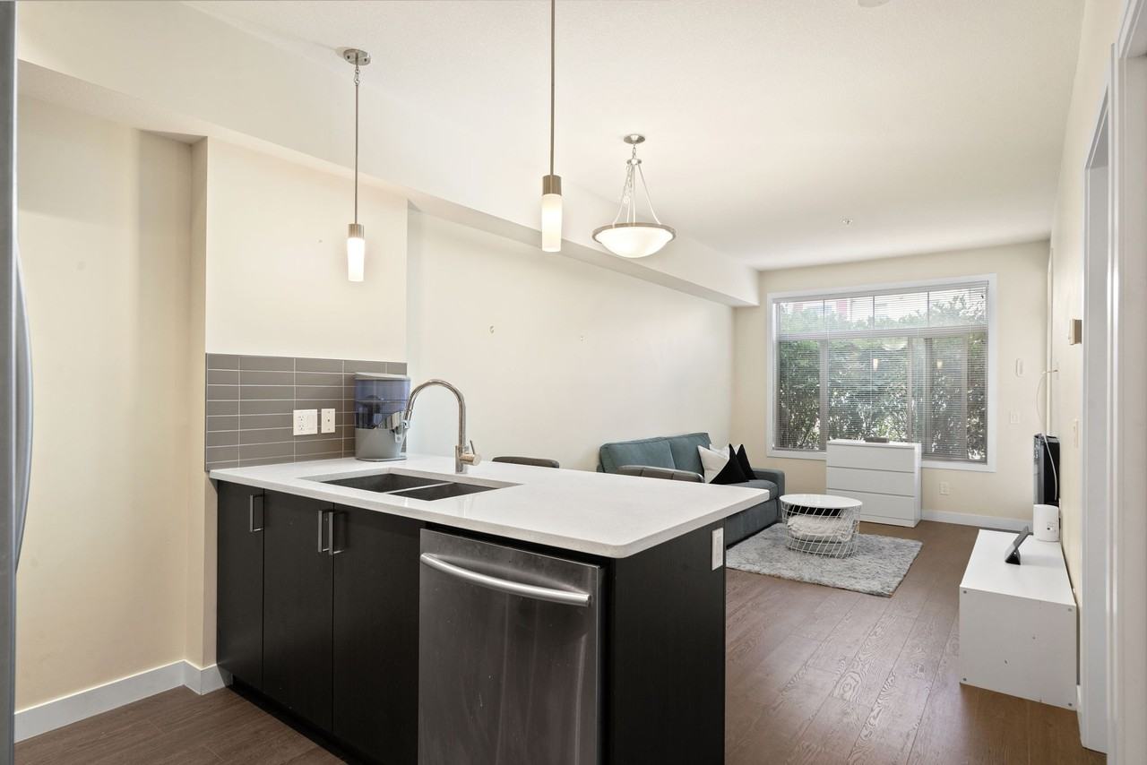 22 Auburn Bay Link SE #1 - Photo 6 of 30