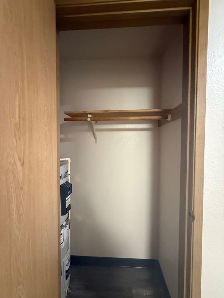 6700 ROOSEVELT APTS. - Photo 7 of 32