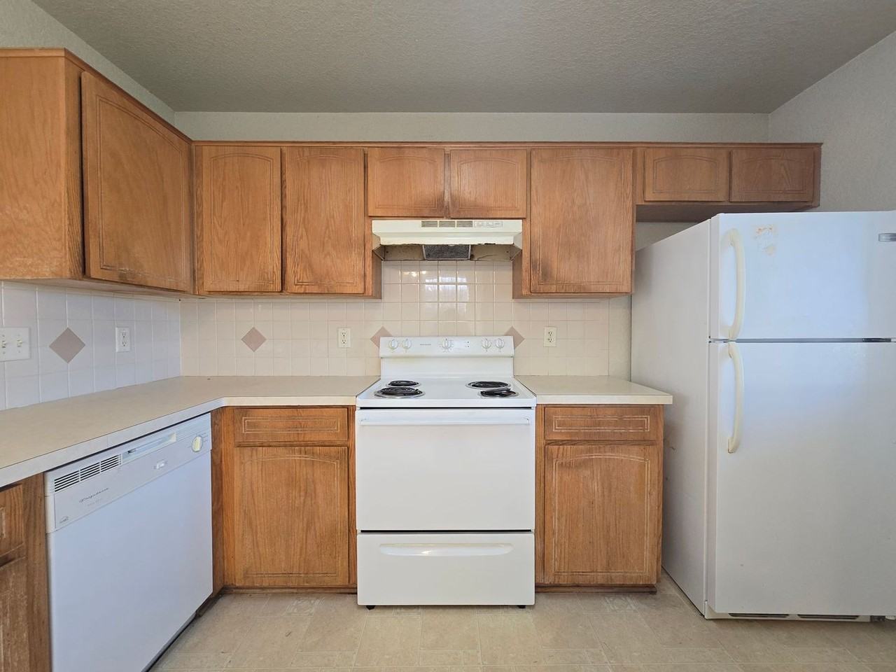 1603 Dugger Cir #D - Photo 5 of 15