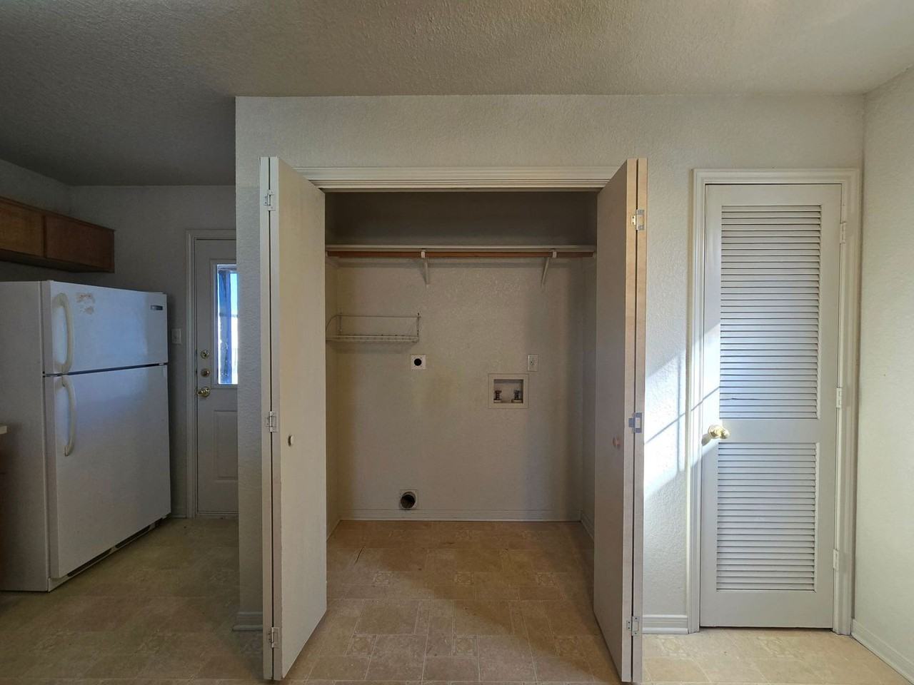 1603 Dugger Cir #D - Photo 7 of 15