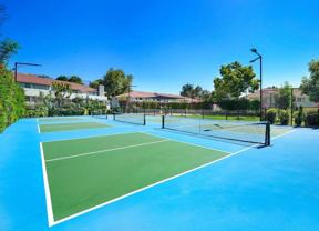 8255 Vineyard Ave - Photo 1 of 1