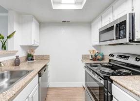 8255 Vineyard Ave - Photo 1 of 1