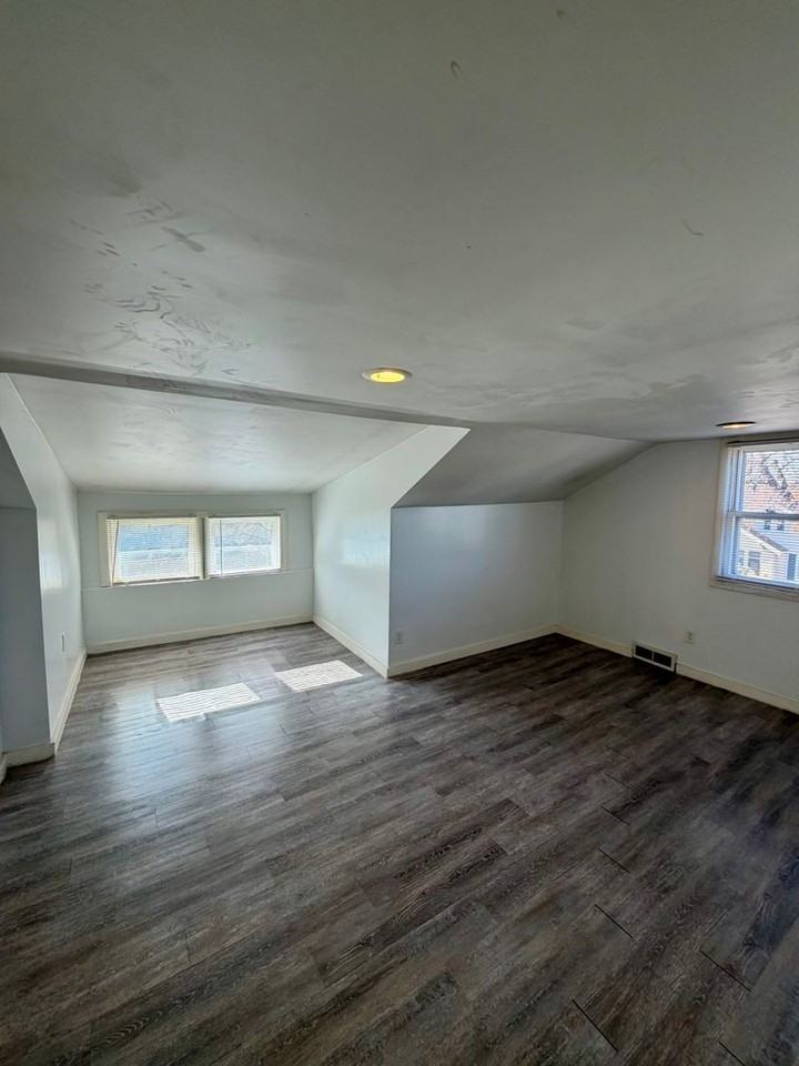 4426 Marcy Street - Photo 4 of 15