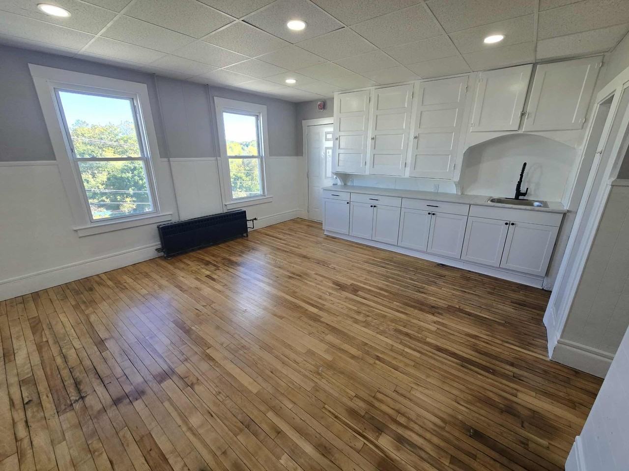 195 Bartlett Lewiston - Photo 2 of 9