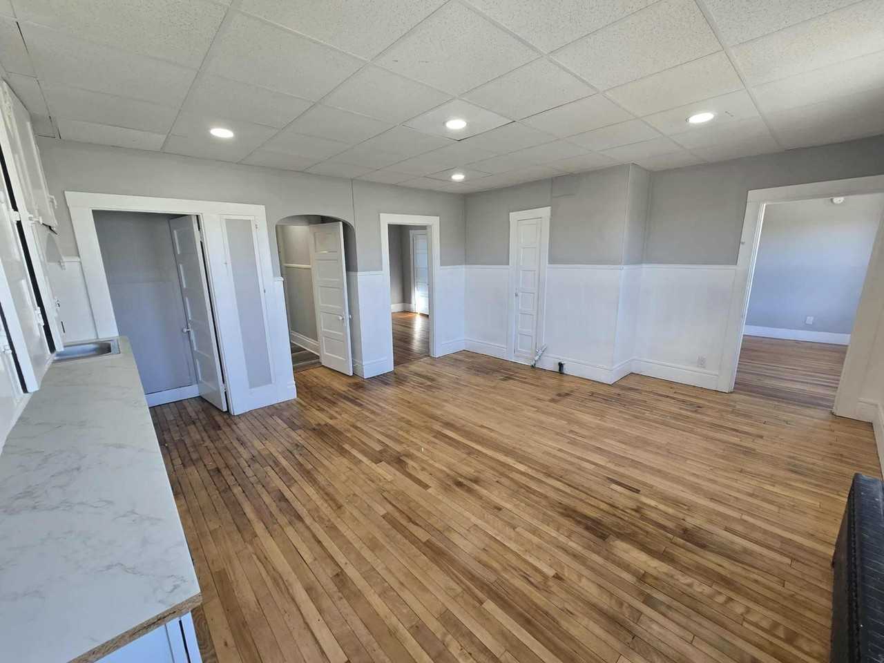 195 Bartlett Lewiston - Photo 7 of 9