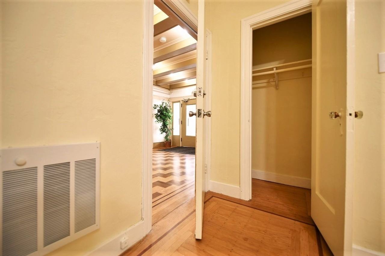 1438 Madison St - Photo 2 of 22