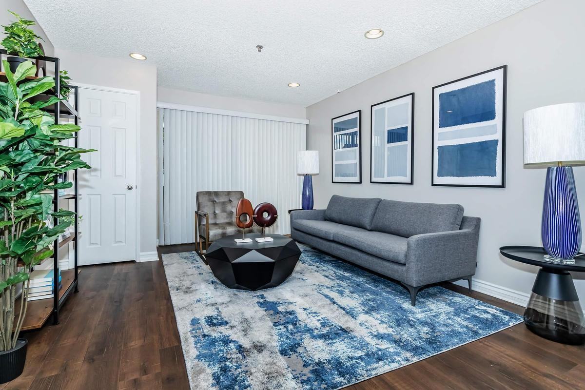 13051 Ramona Ave - Photo 3 of 33