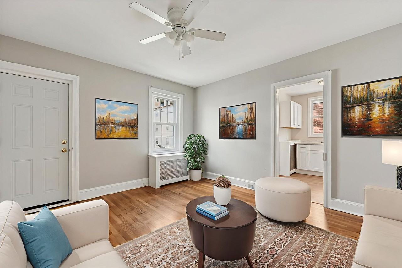 19 S New St #2 - Photo 4 of 20