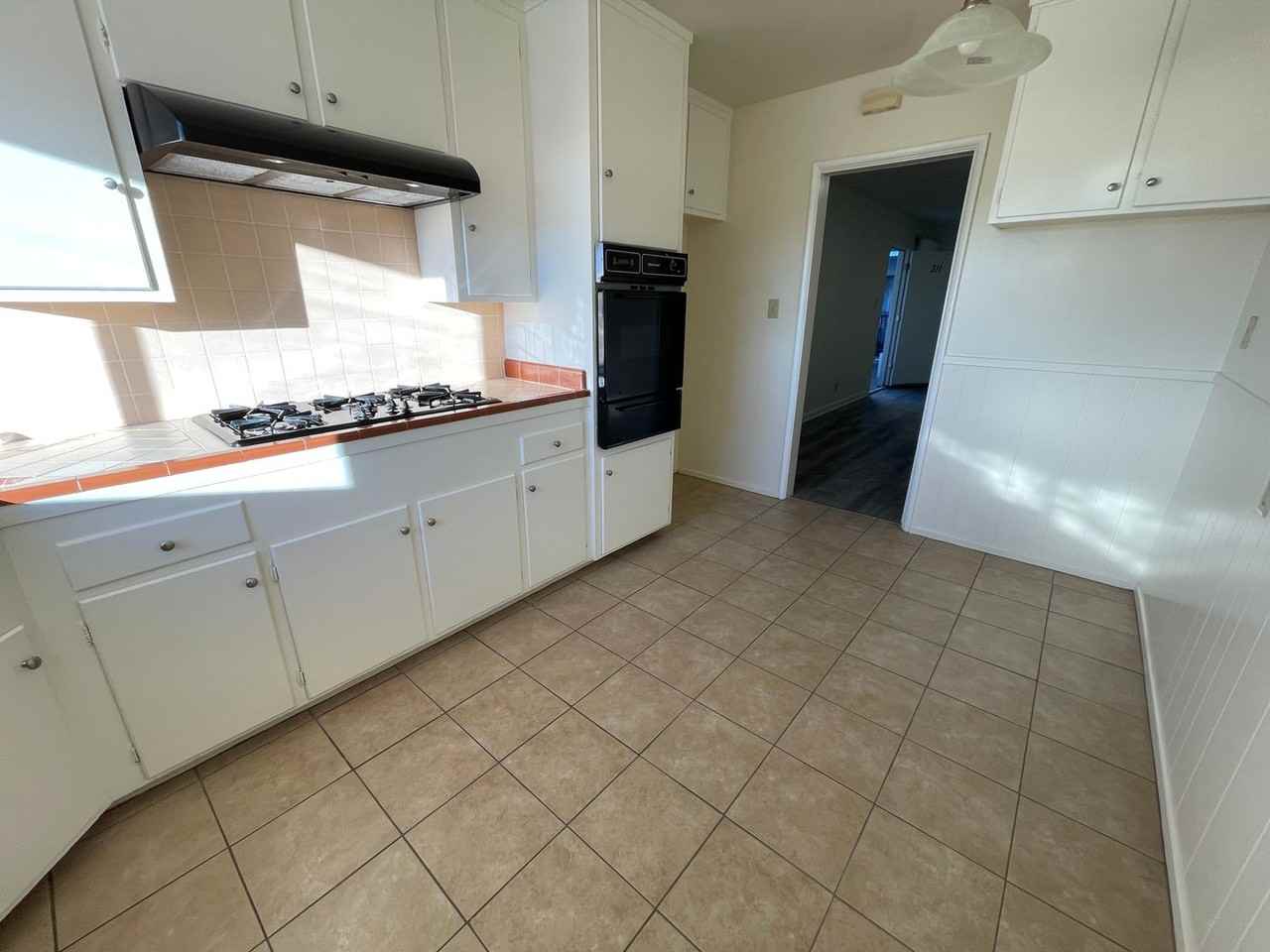 460 W. Doran St. Glendale CA - Photo 4 of 26