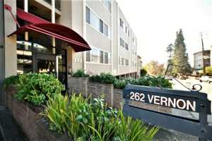 featured image of 262 Vernon Street