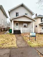 featured image of 820 North 9th Avenue East