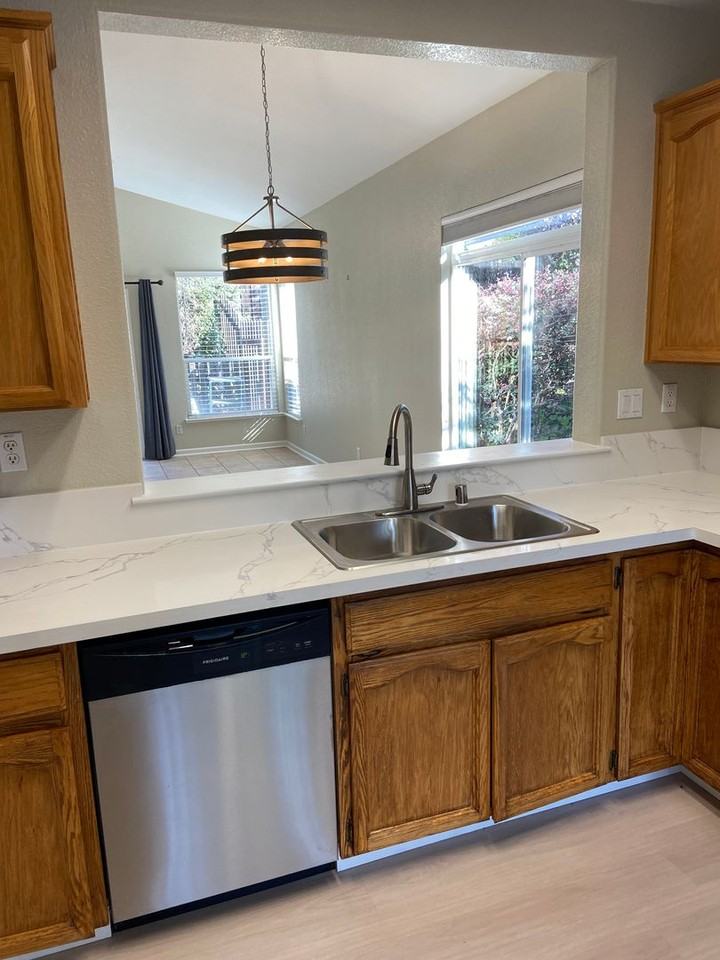 109 Cobble Ridge Drive - Photo 6 of 22