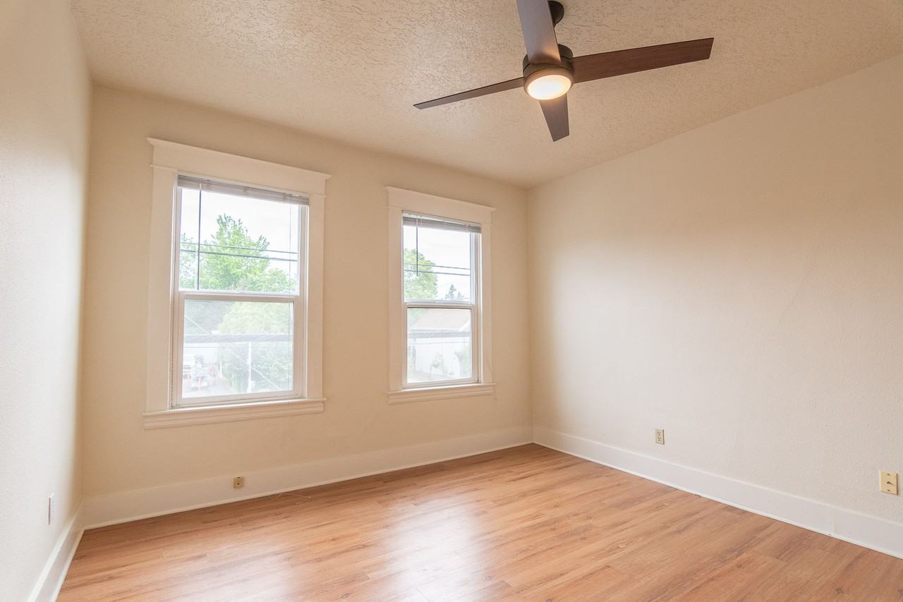 6020 Glisan Apartments - Photo 5 of 9