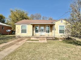 featured image of 801 West Green Avenue