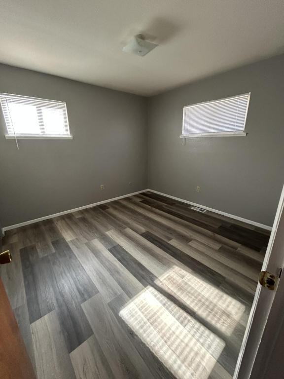 1127 Crystal Pl - Photo 6 of 8