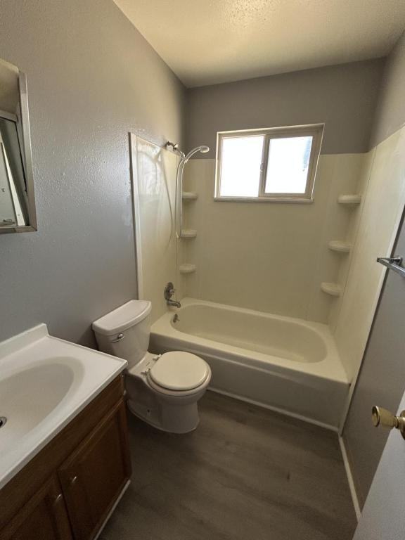 1129 Crystal Pl - Photo 5 of 6