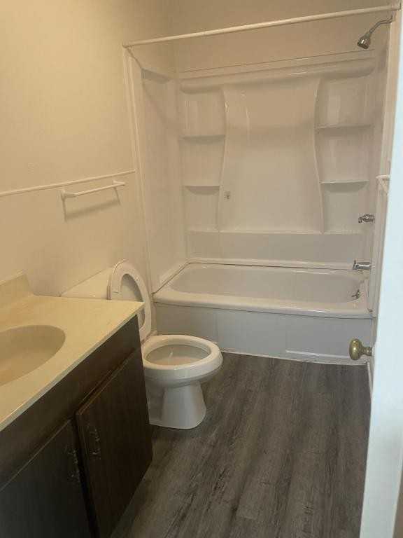 205 Conger Ave - Photo 3 of 10