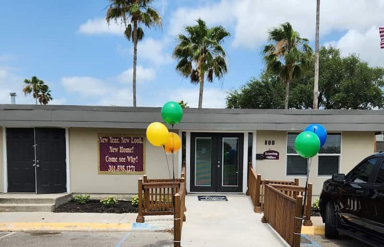 Casa Del Rey Apartments - Photo 3 of 16