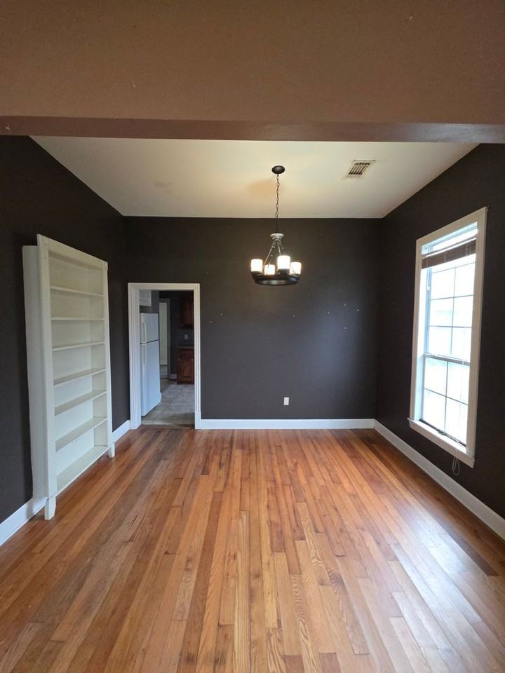 217 W 7th St - Photo 4 of 20