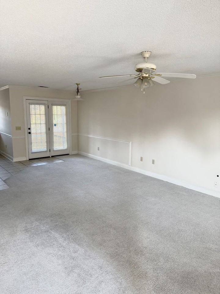 108 Poet Pl - Photo 2 of 10