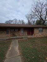 featured image of 218 Sequoyah Way