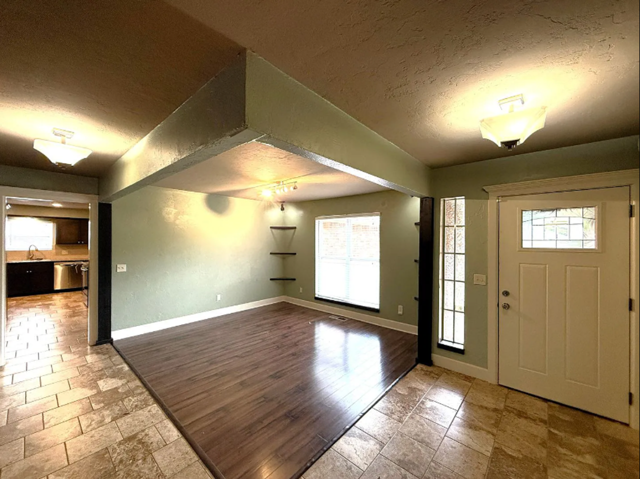 5324 Eden Dr - Photo 2 of 19