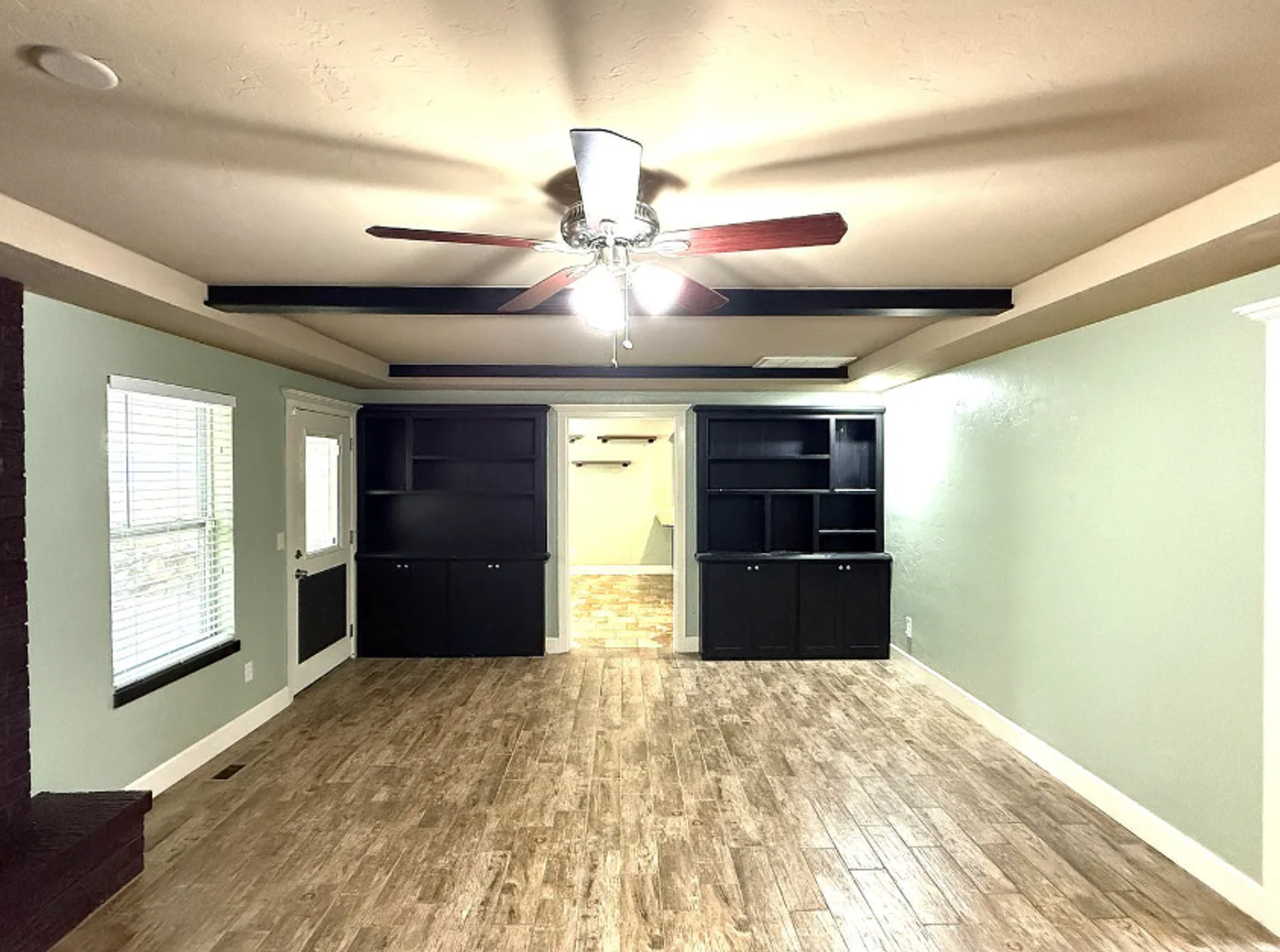 5324 Eden Dr - Photo 6 of 19